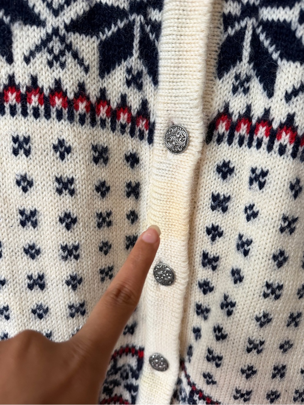 Dale of Norway Cream, Navy & Red Fair Isle Cardigan USA small - Picture 2 of 10